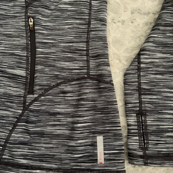 Zella Performance Jacket size Small - Picture 3 of 4